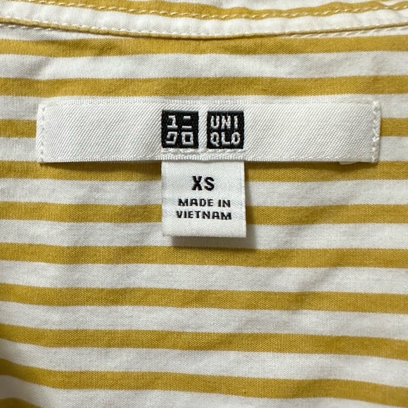 UNIQLO Low to High Striped 3/4 Dress Shirt - Picture 2 of 7